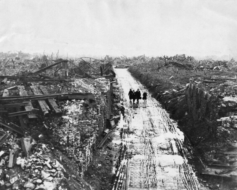 How War Photography Shapes Our View of Conflict Today