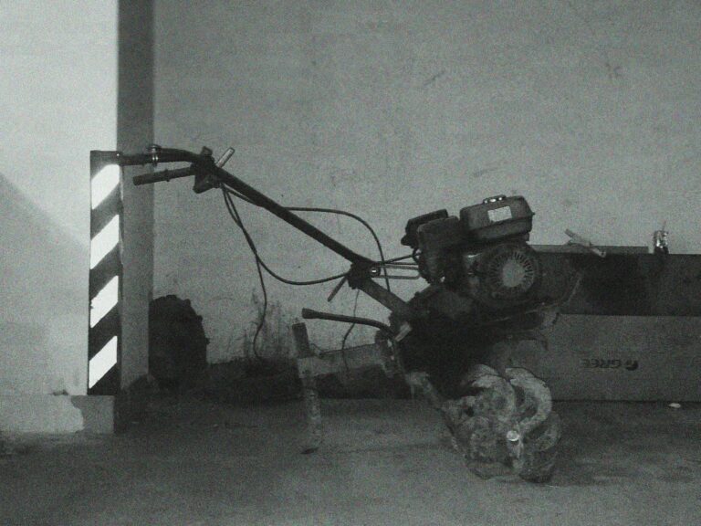 Integration of Robotics and AI in Contemporary Military Combat