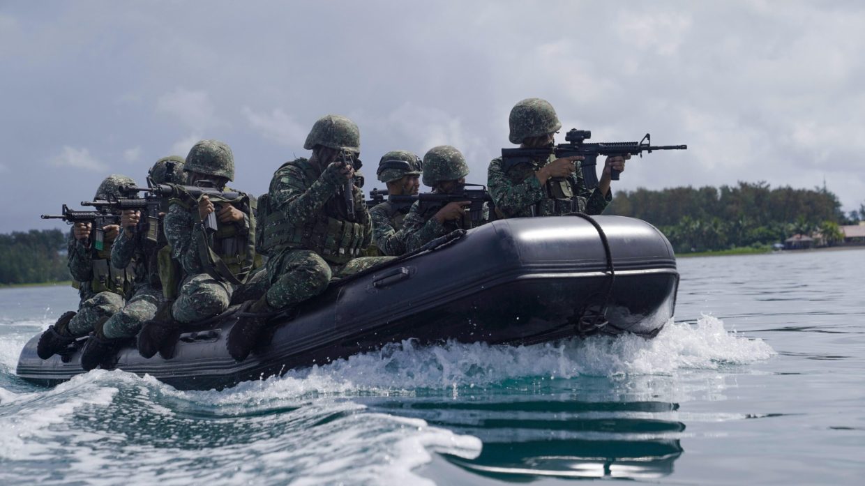 Amphibious Assault Strategies: From D-Day to Modern Warfare
